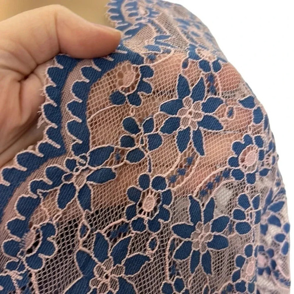 Suzanne Betro top, beach cover, 2X see thru lace top,floral,bell,scalloped hem - Picture 3 of 15